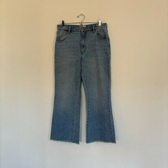 Rolla's Eastcoast Crop Flare High Rise Frayed Hem - Picture 1 of 6